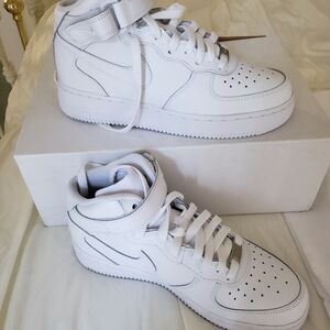 SOLD-NEW Nike Air Force One Sneakers